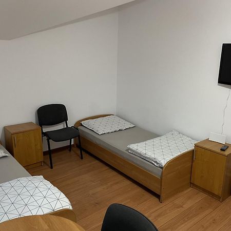 Noclegi Pracownicze Lazur Ciechanów 외부 사진